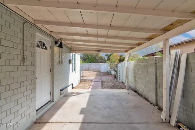 $1,950 | 3015 North 17th Avenue, Phoenix, AZ 85015