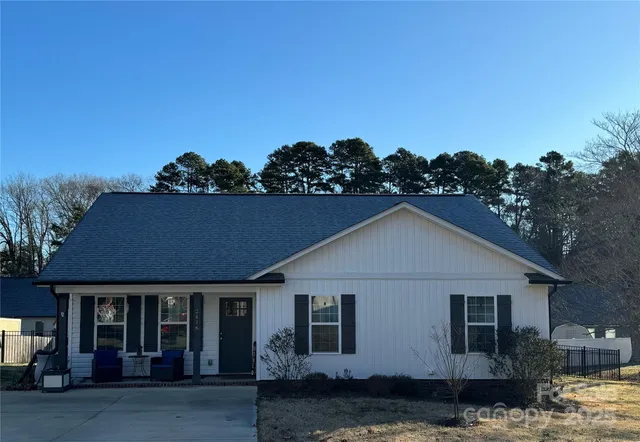 $309,900 | 2416 Brookmeade Drive, Albemarle, NC 28001