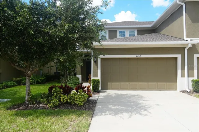 $2,300 | 2212 Lennox Dale Lane, Brandon, FL 33510