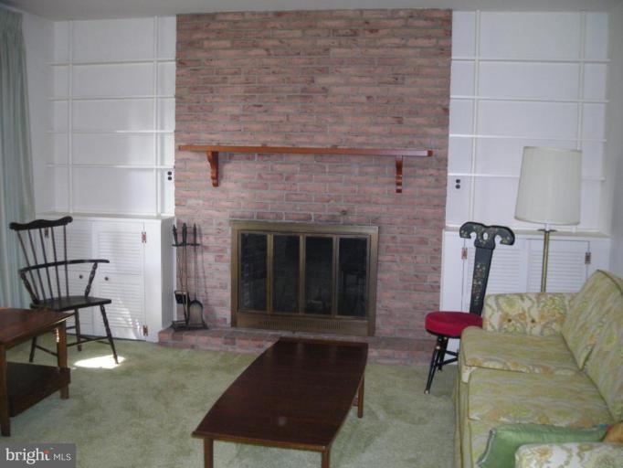 813 Reckord Road Fallston, MD 21047 - Photo 10 of 17 Living Room