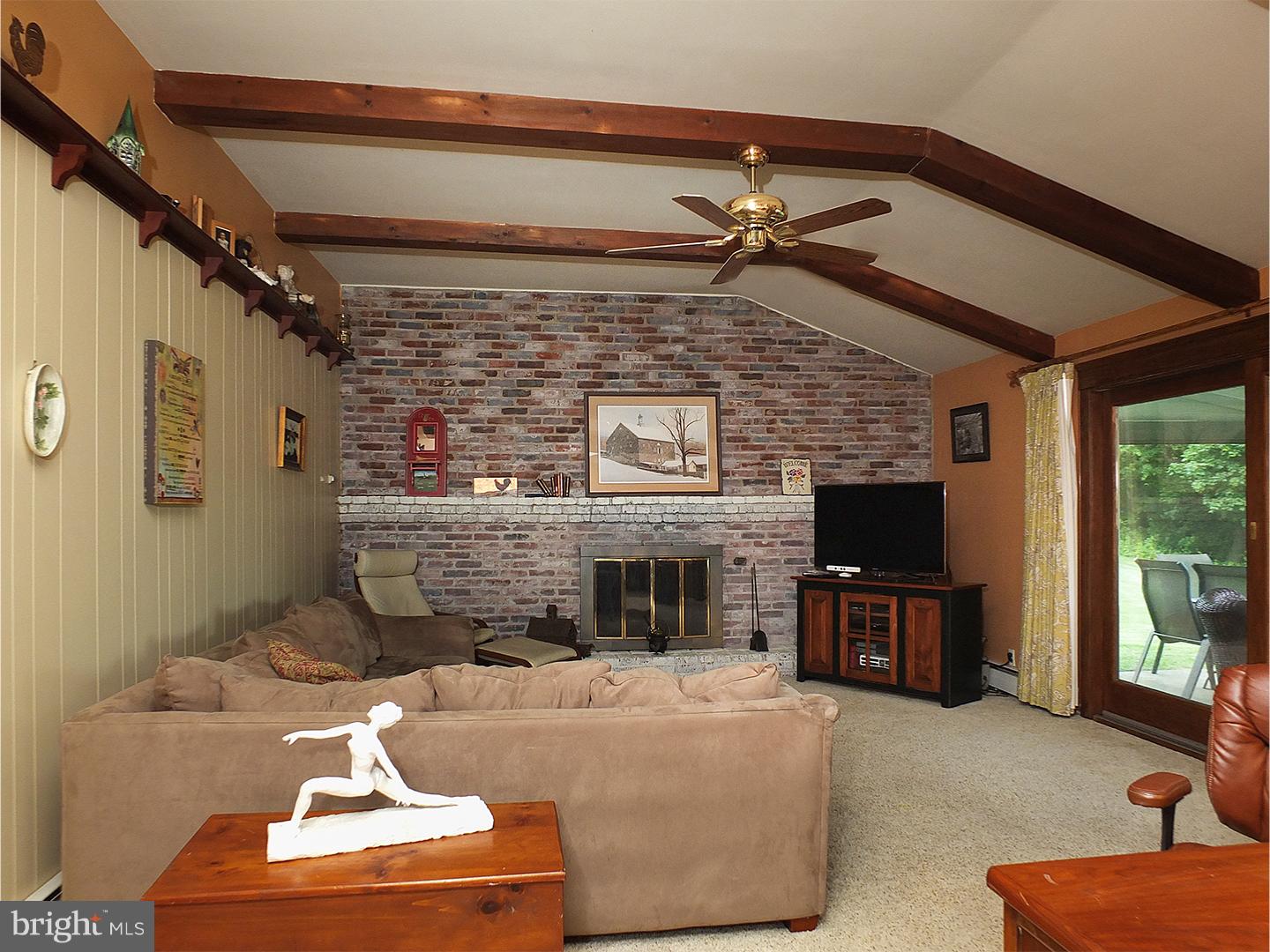 540 Long Meadow Road Eagleville, PA 19403 - Photo 9 of 23 Living Room