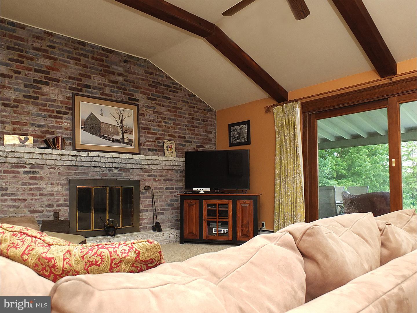 540 Long Meadow Road Eagleville, PA 19403 - Photo 10 of 23 Living Room
