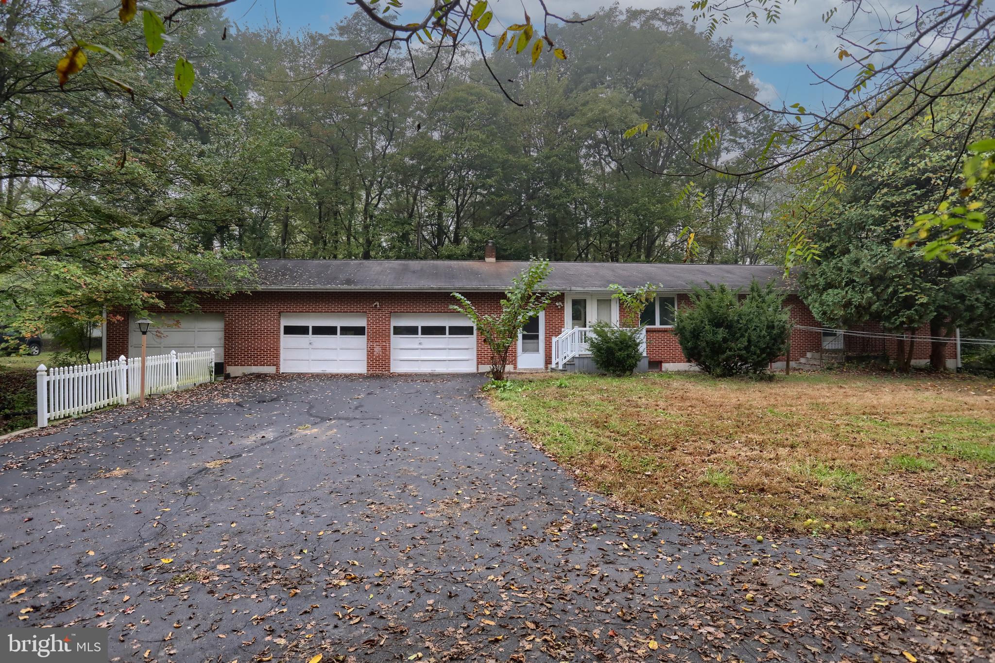 1814 Church Road Hummelstown, PA 17036 - Photo 1 of 41 Gallery Image 1