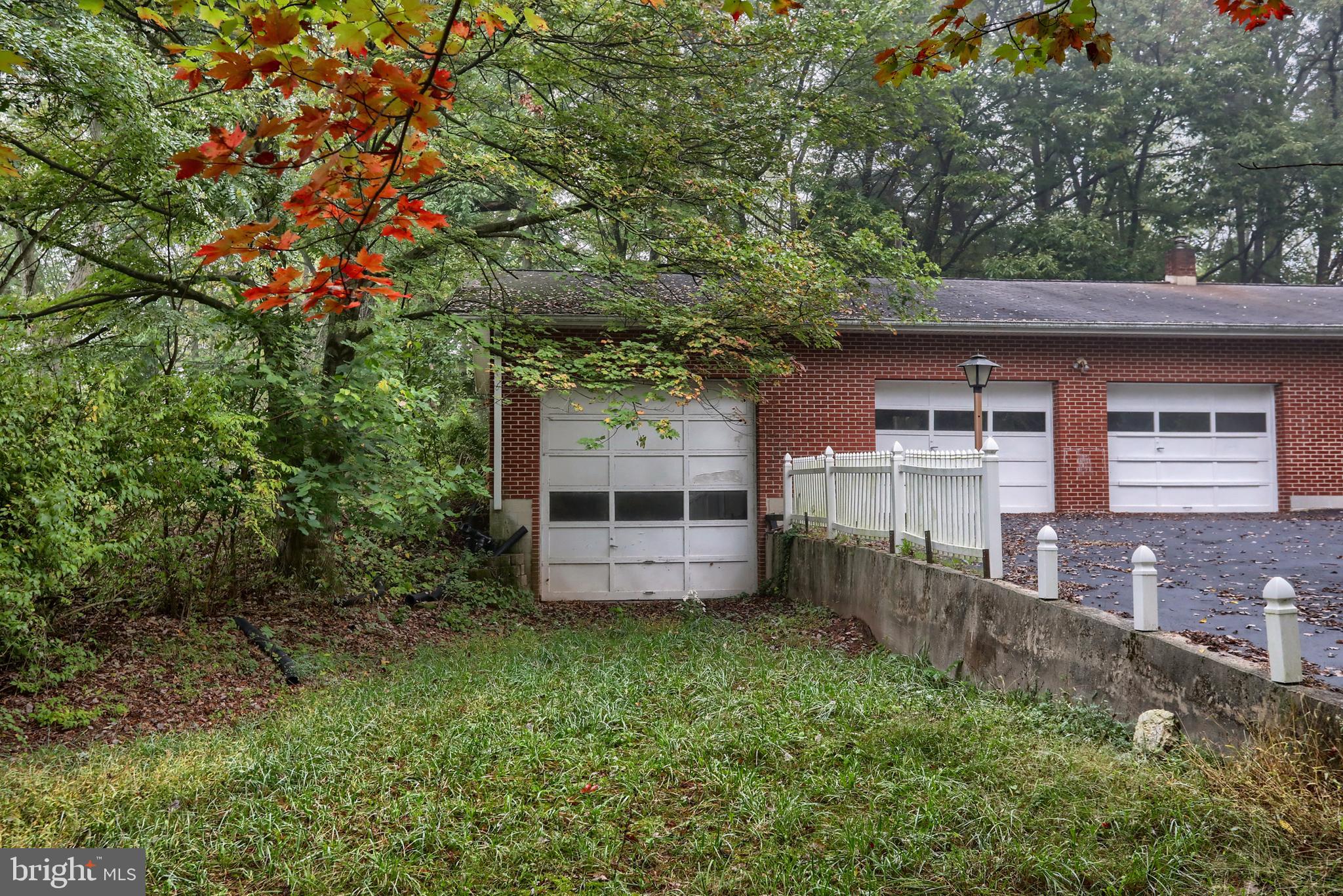 1814 Church Road Hummelstown, PA 17036 - Photo 3 of 41 Gallery Image 3