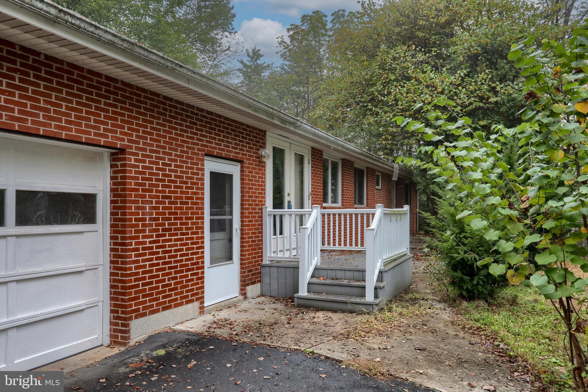 1814 Church Road Hummelstown, PA 17036 - Photo 6 of 41 Gallery Image 6