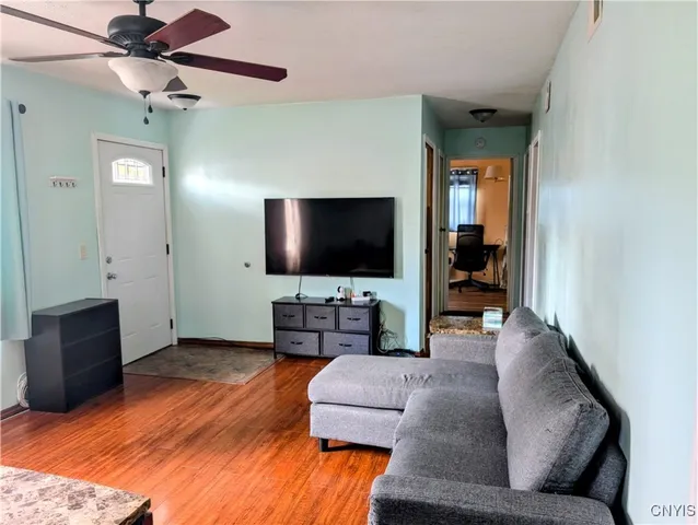 $189,900 | 408 Allen Road, Clay, NY 13212