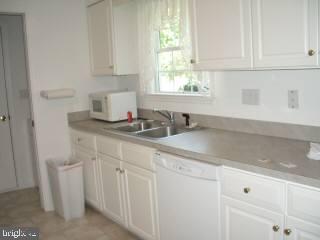 48 Seabreeze Road Ocean Pines, MD 21811 - Photo 3 of 10