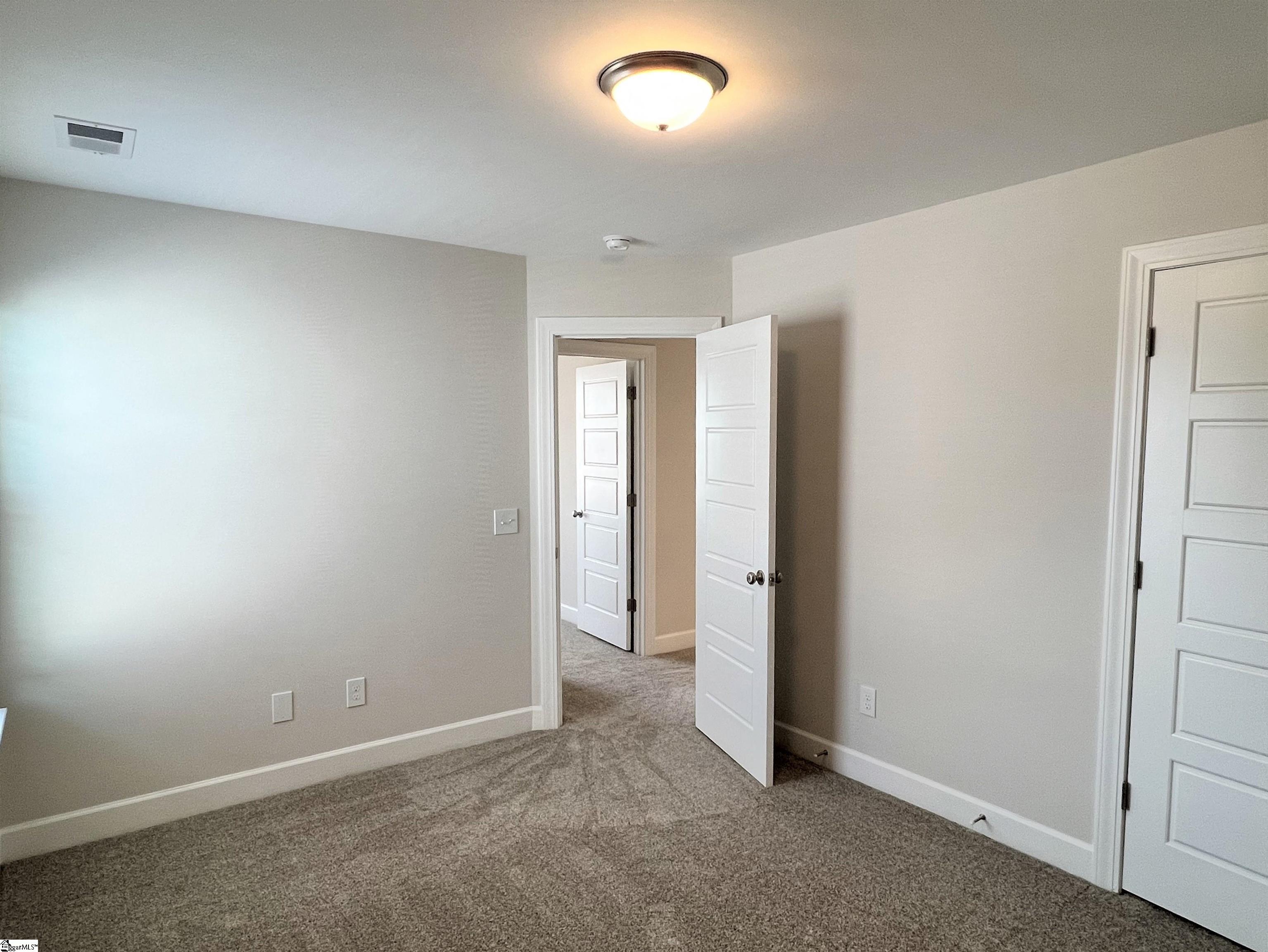 21 Callen Oak Way Greenville, SC 29607 - Photo 17 of 20 Gallery Image 17
