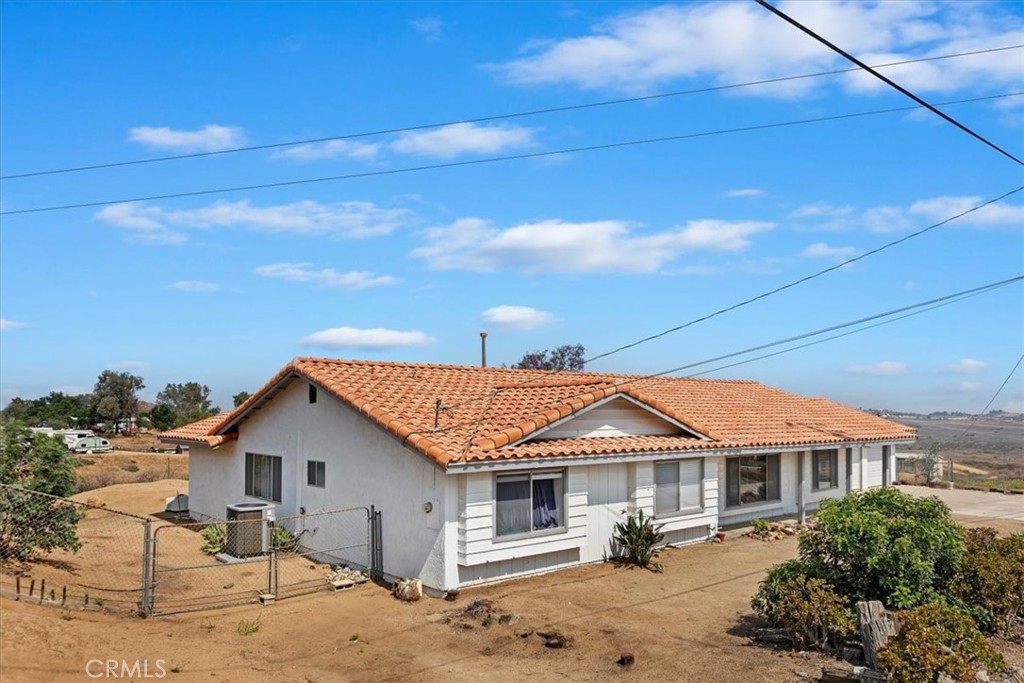 20061 Lounsberry Road Perris, CA 92570 - Photo 2 of 60