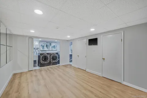 $1,599,990 | 84 McCulloch Drive, Dix Hills, NY 11746