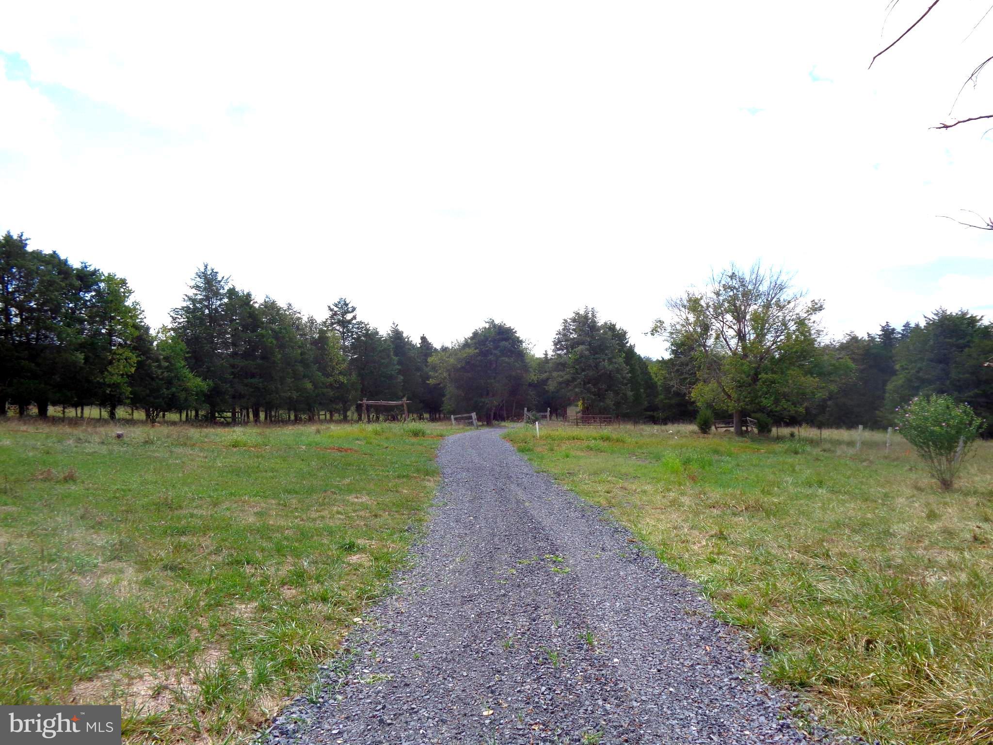 8 Cherry Meade Road Kearneysville, WV 25430 - Photo 11 of 18 Gallery Image 11