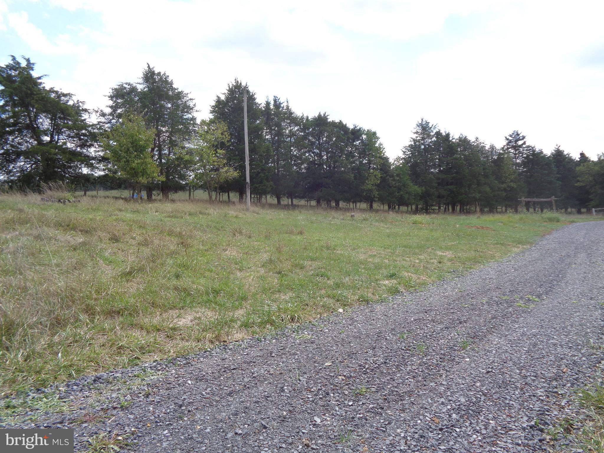 8 Cherry Meade Road Kearneysville, WV 25430 - Photo 14 of 18 Gallery Image 14