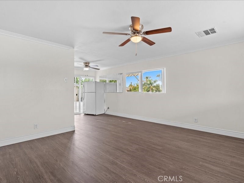 8437 Bruce Avenue Riverside, CA 92503 - Photo 11 of 24 Gallery Image 11