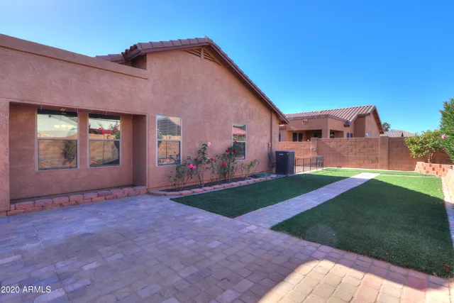 $359,000 | 45654 West Keller Drive, Maricopa, AZ 85139