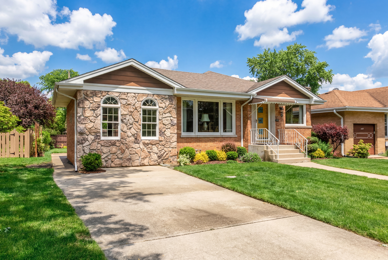 108 Imperial Street Park Ridge, IL 60068 - Photo 3 of 34