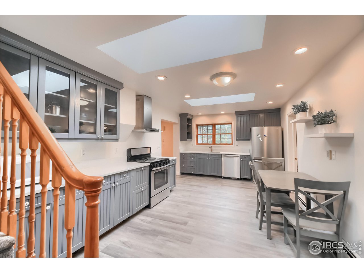 5163 Independence Road Boulder, CO 80301 - Photo 9 of 39 a kitchen with plenty of space