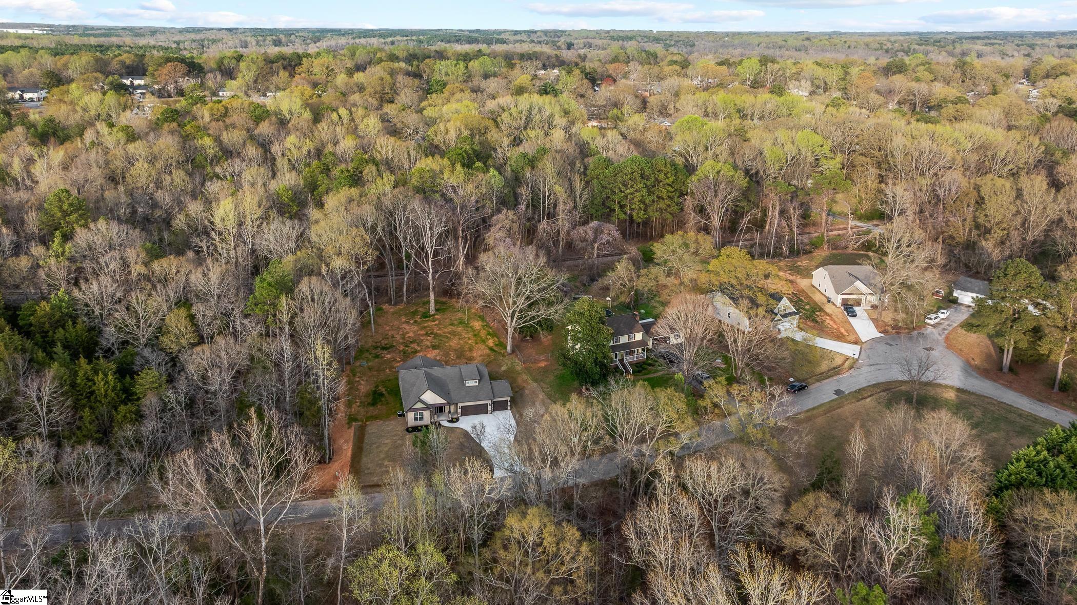 112 Robins Run Laurens, SC 29360 - Photo 36 of 39 Gallery Image 36