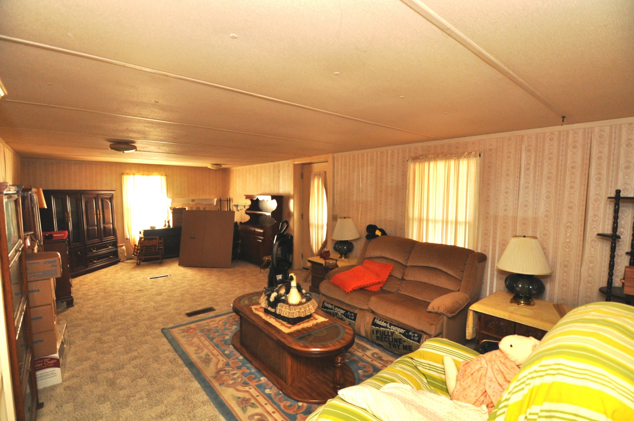 238 Putman Well Road Rockvale, TN 37153 - Photo 12 of 42 a living room with furniture and a flat screen tv