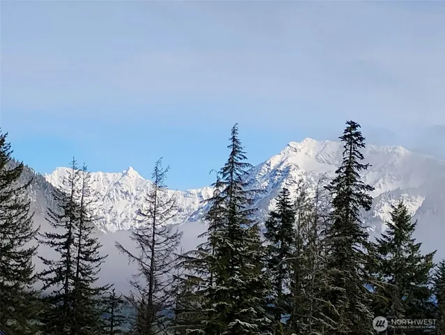 $999,999 | 160 Innsbruck Drive, Snoqualmie Pass, WA 98068