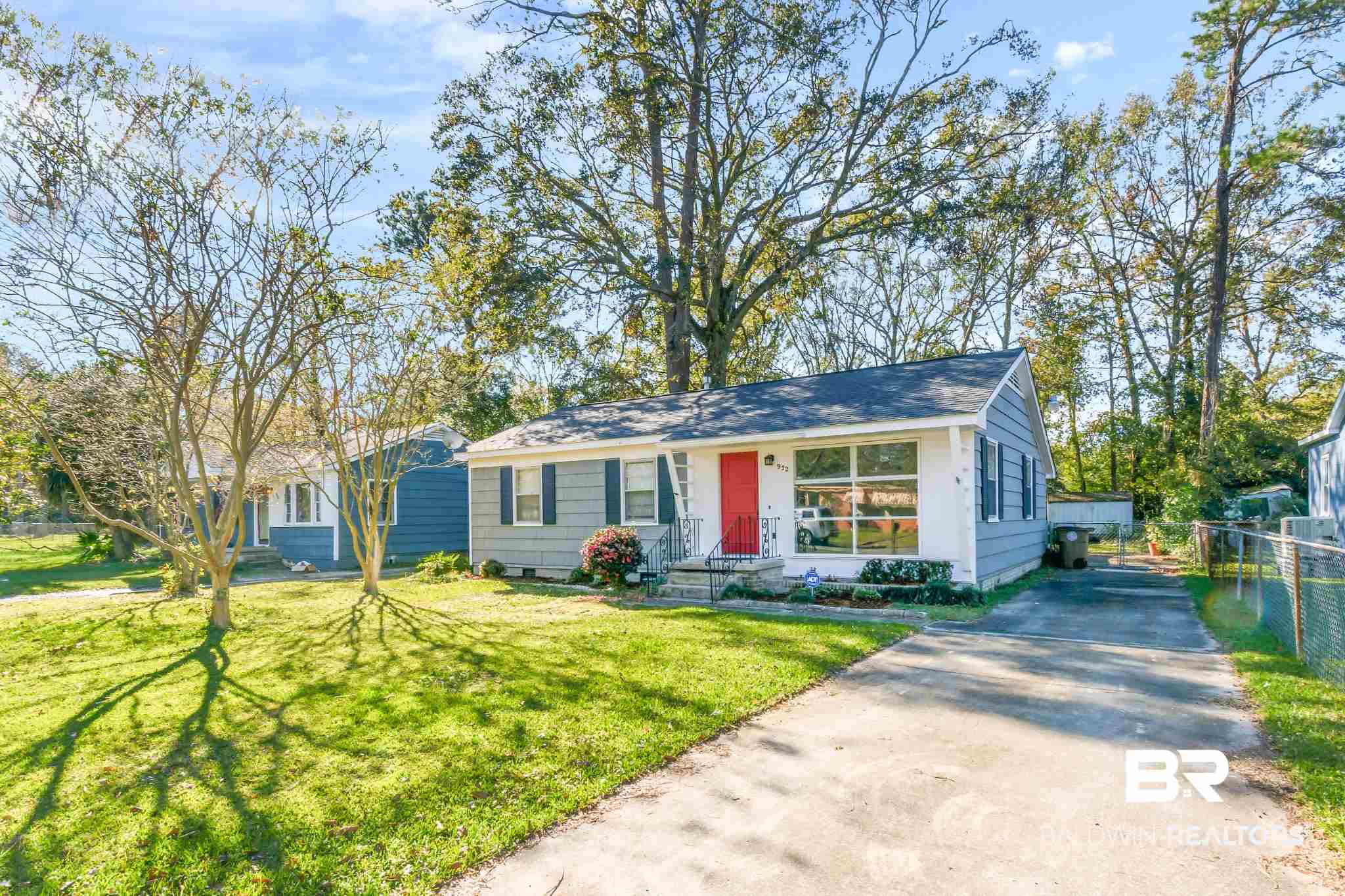 952 West Tanglewood Drive Mobile, AL 36606 - Photo 3 of 38