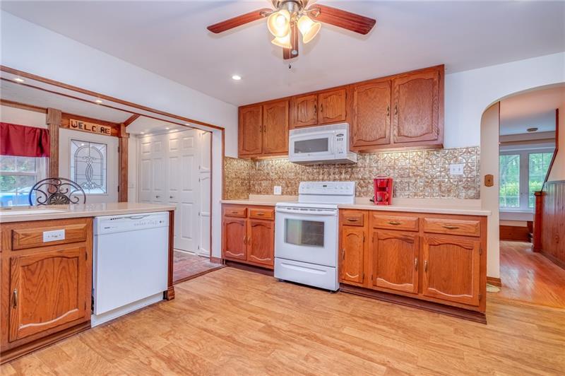 716 Anderson Hozak Road Clinton, PA 15026 - Photo 14 of 25 Gallery Image 14