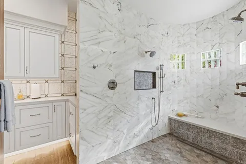 $5,800,000 | 3368 Calle Margarita, Encinitas, CA 92024