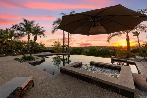 $5,800,000 | 3368 Calle Margarita, Encinitas, CA 92024