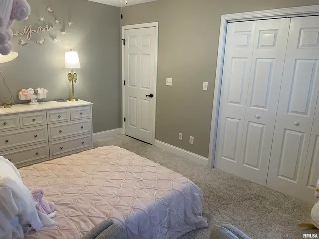 $220,000 | 1204 Barbara Lane, Marion, IL 62959