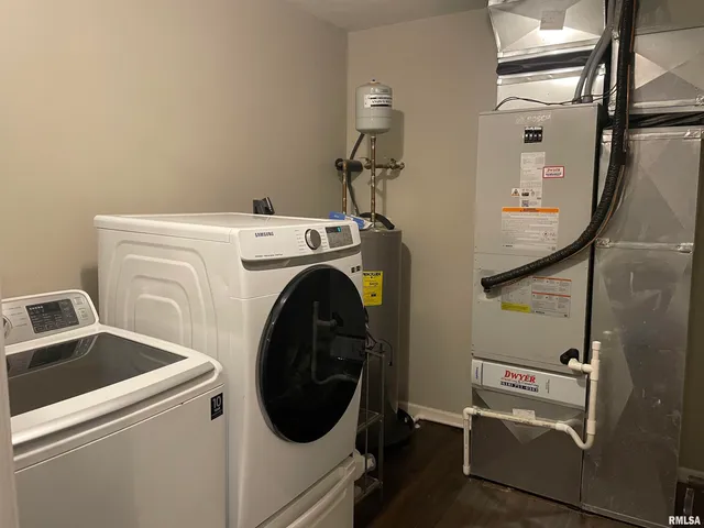 $220,000 | 1204 Barbara Lane, Marion, IL 62959