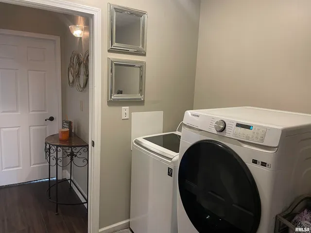 $220,000 | 1204 Barbara Lane, Marion, IL 62959