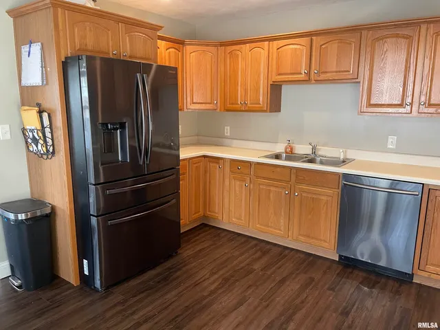 $220,000 | 1204 Barbara Lane, Marion, IL 62959