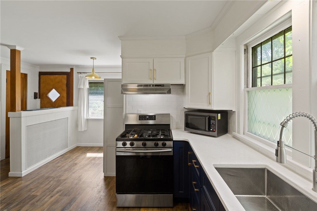 29 Stonehenge Road Irondequoit, NY 14609 - Photo 16 of 30