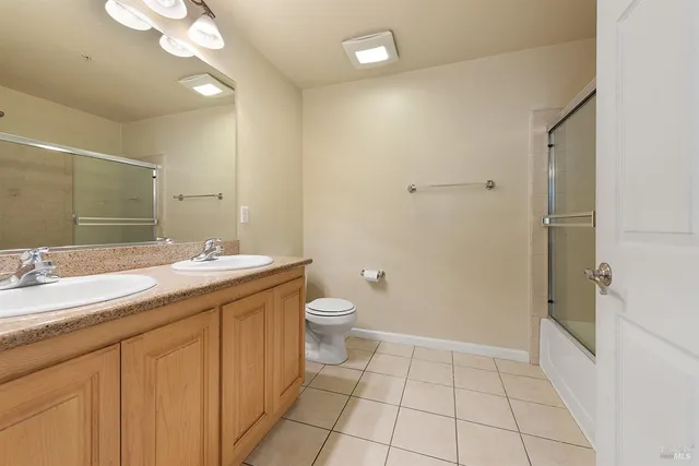 $355,000 | 965 Doubles Drive, Unit 216, Santa Rosa, CA 95407