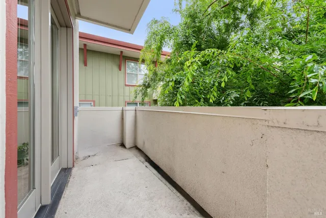 $355,000 | 965 Doubles Drive, Unit 216, Santa Rosa, CA 95407