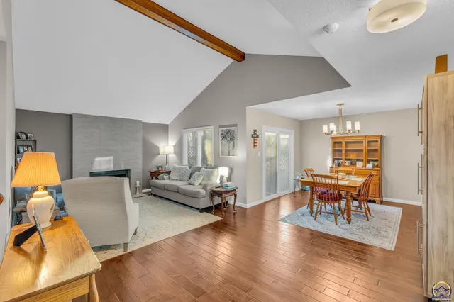 $289,900 | 5709 Southwest Quail Cove Circle, Topeka, KS 66614