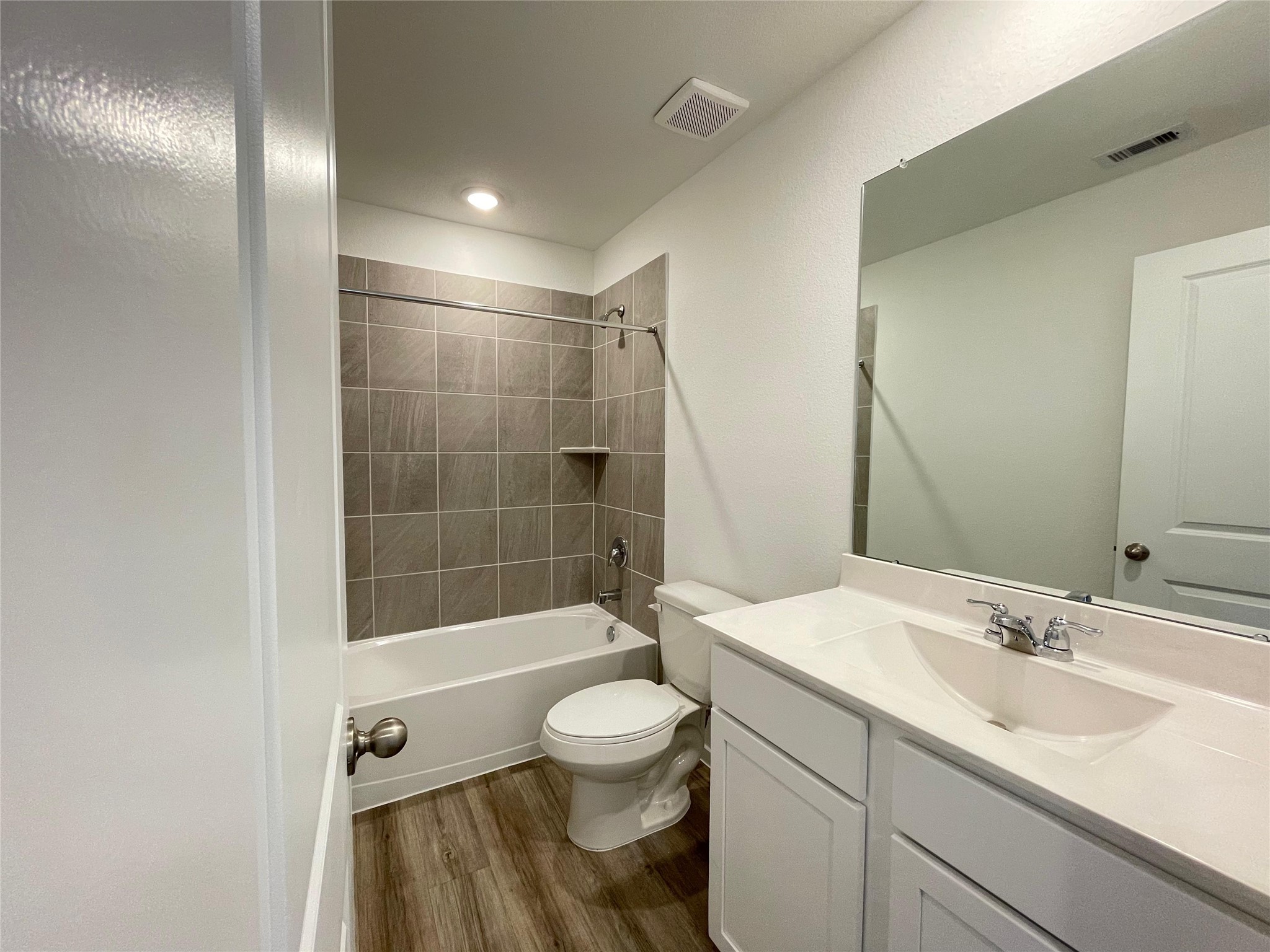 923 Moon Drop Lane Houston, TX 77090 - Photo 16 of 26