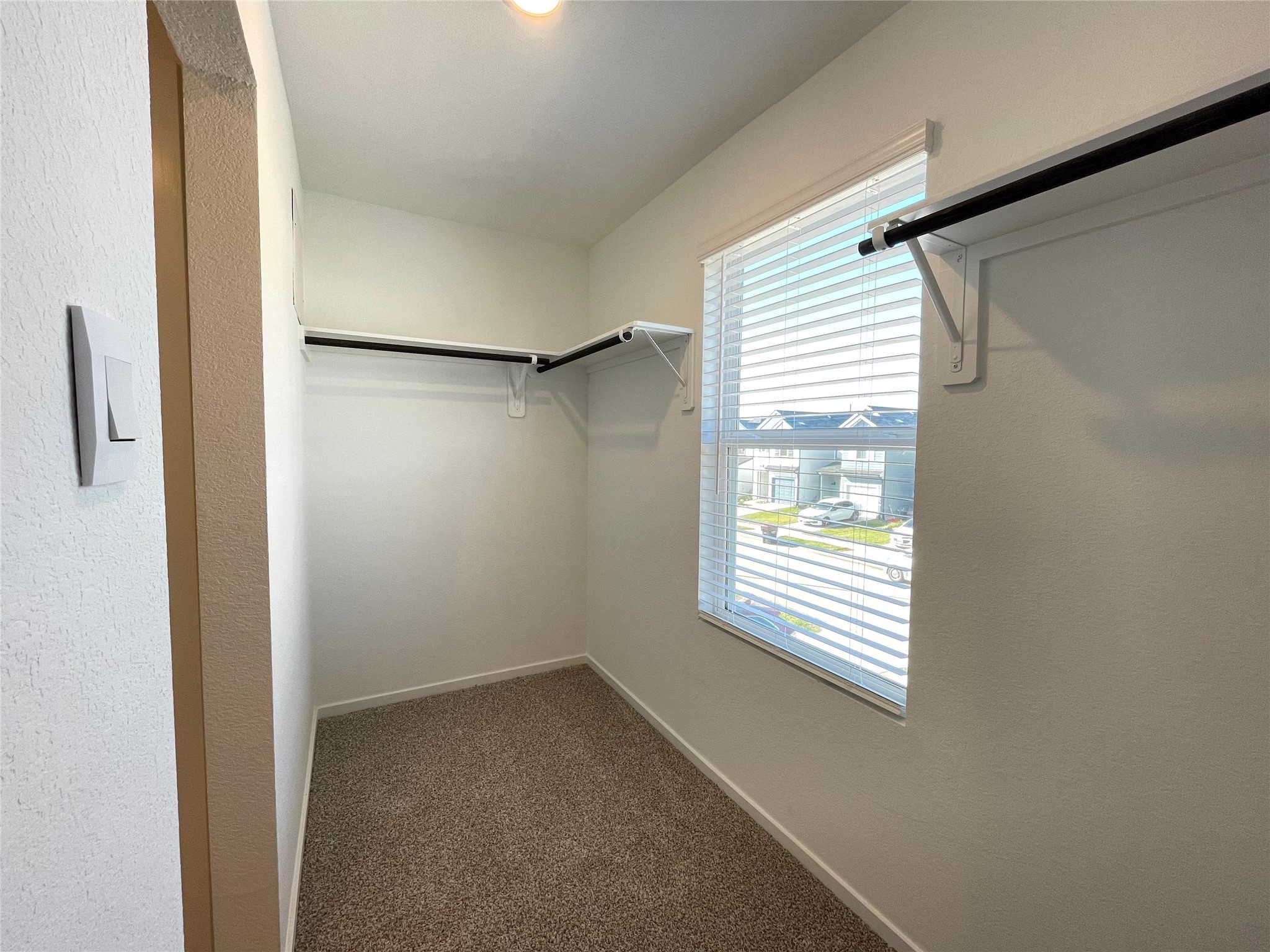 923 Moon Drop Lane Houston, TX 77090 - Photo 17 of 26