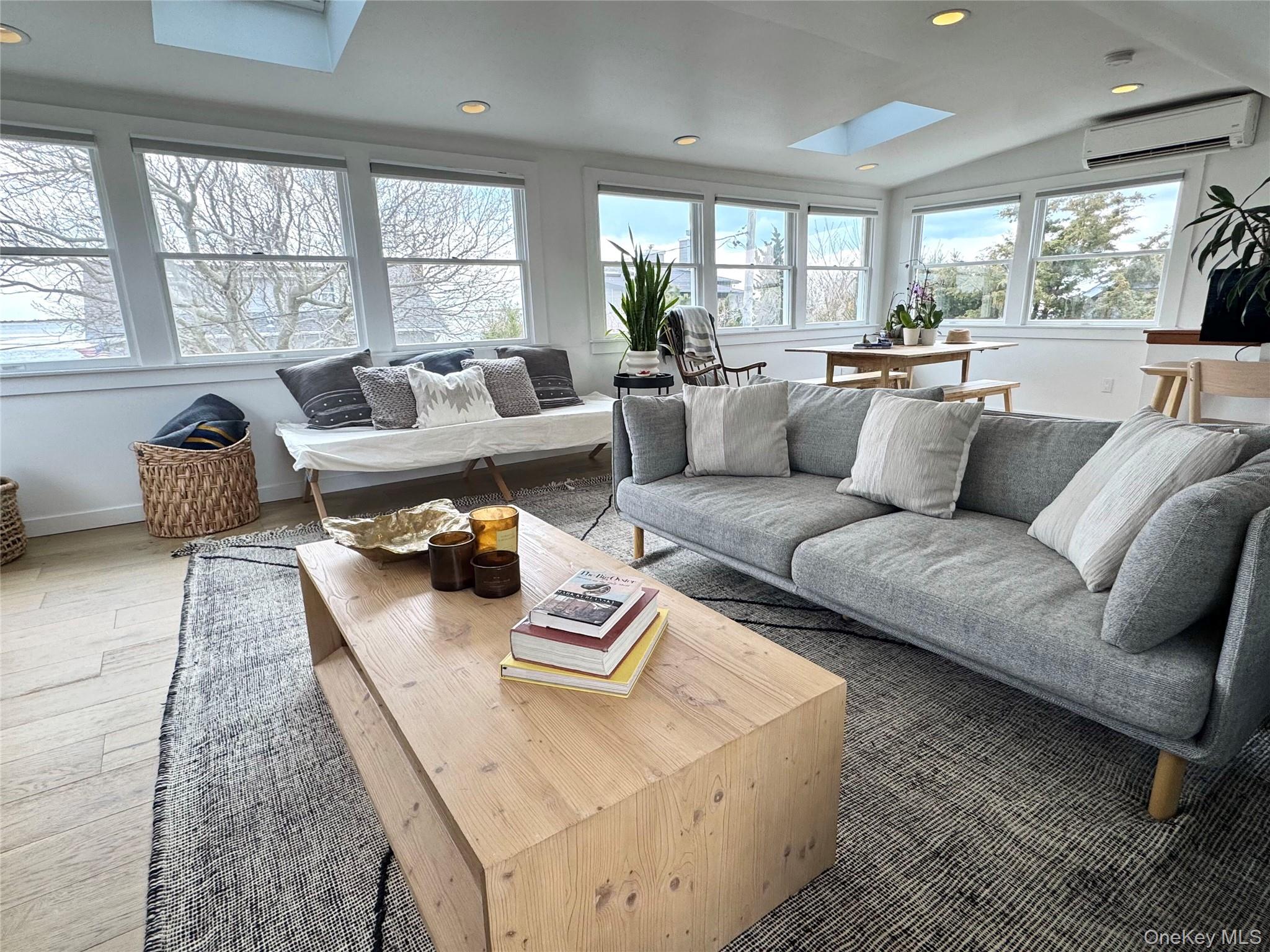 106 Oak Beach Road Babylon, NY 11702 - Photo 17 of 34