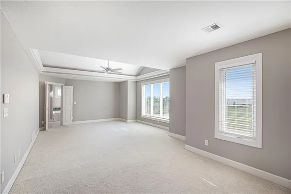 $1,750,000 | 2600 Northwest 108th Street, Kansas City, MO 64154