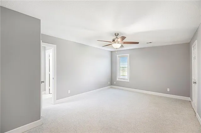 $1,950,000 | 2600 Northwest 108th Street, Kansas City, MO 64154