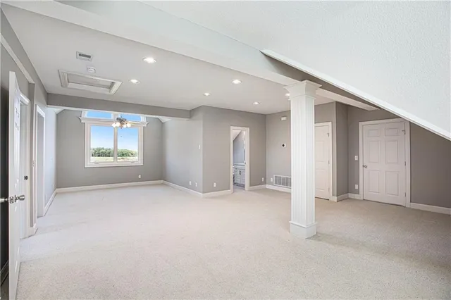 $1,950,000 | 2600 Northwest 108th Street, Kansas City, MO 64154