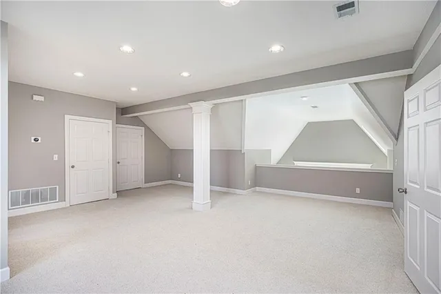 $1,950,000 | 2600 Northwest 108th Street, Kansas City, MO 64154