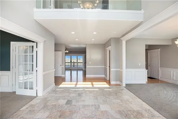 $1,750,000 | 2600 Northwest 108th Street, Kansas City, MO 64154