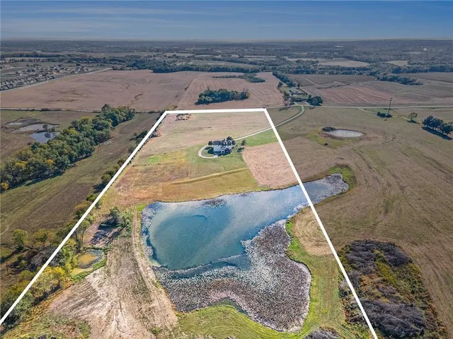 $1,950,000 | 2600 Northwest 108th Street, Kansas City, MO 64154