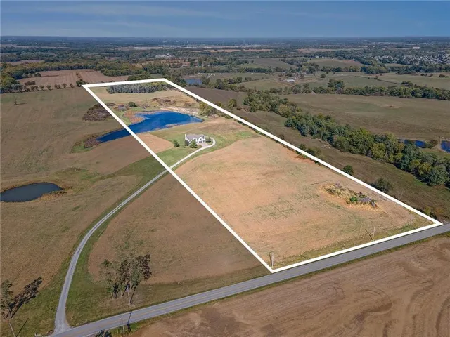 $1,950,000 | 2600 Northwest 108th Street, Kansas City, MO 64154