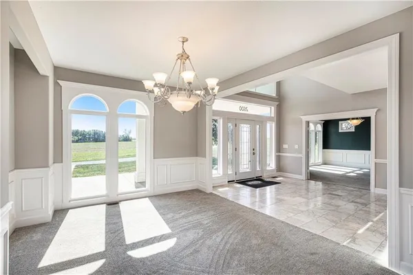 $1,750,000 | 2600 Northwest 108th Street, Kansas City, MO 64154