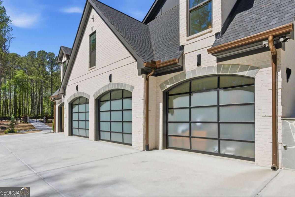 1315 Sandy Creek Road Tyrone, GA 30290 - Photo 10 of 100