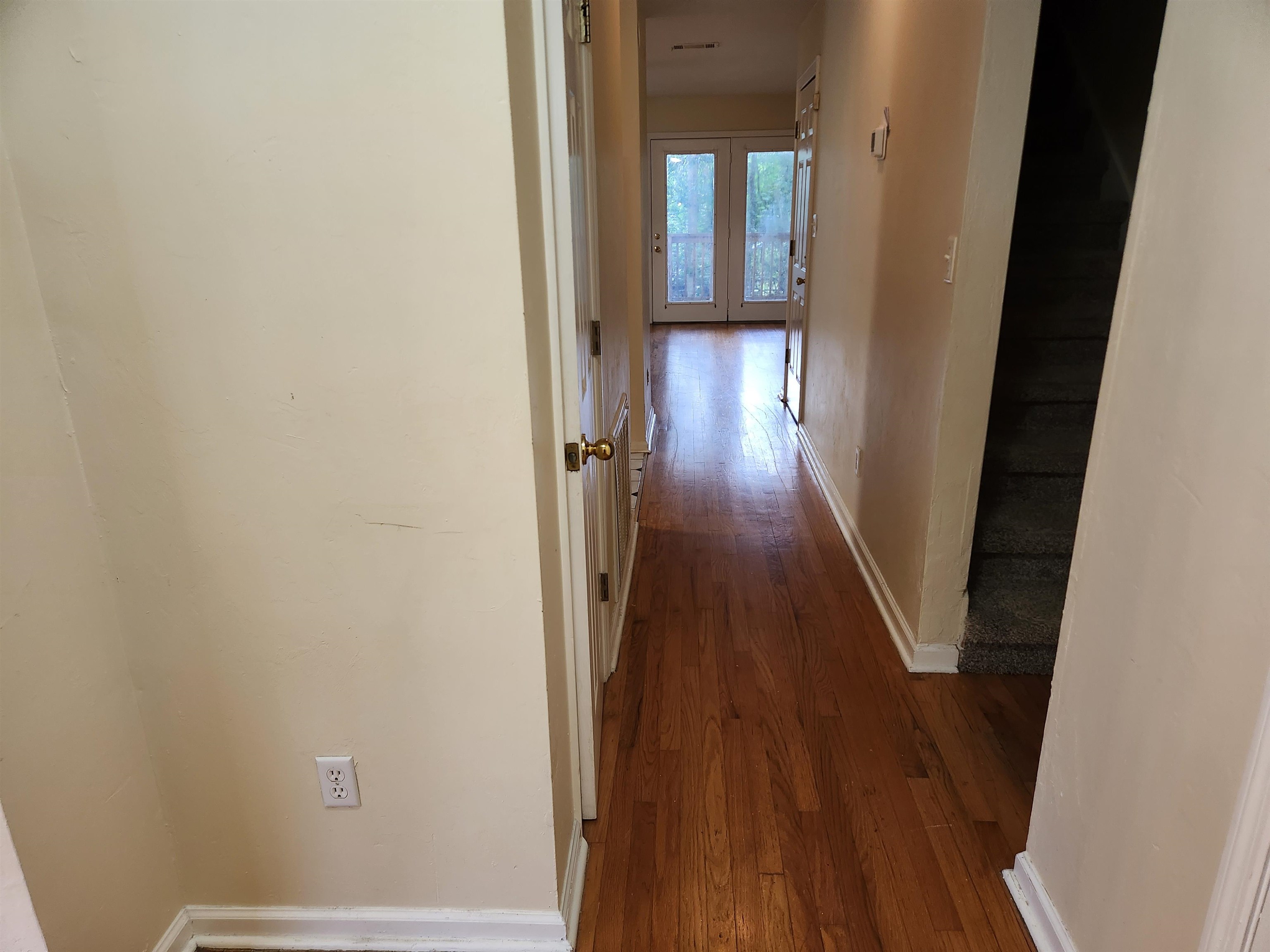 528 Collinsford Road Tallahassee, FL 32301 - Photo 2 of 23