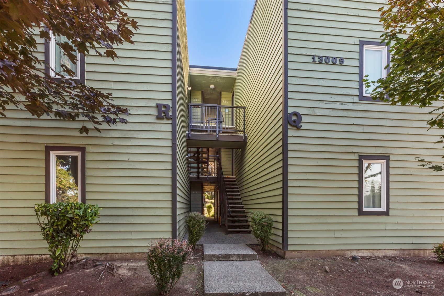 13009 East Gibson Road, Unit R232 Everett, WA 98204 - Photo 1 of 28 Gallery Image 1