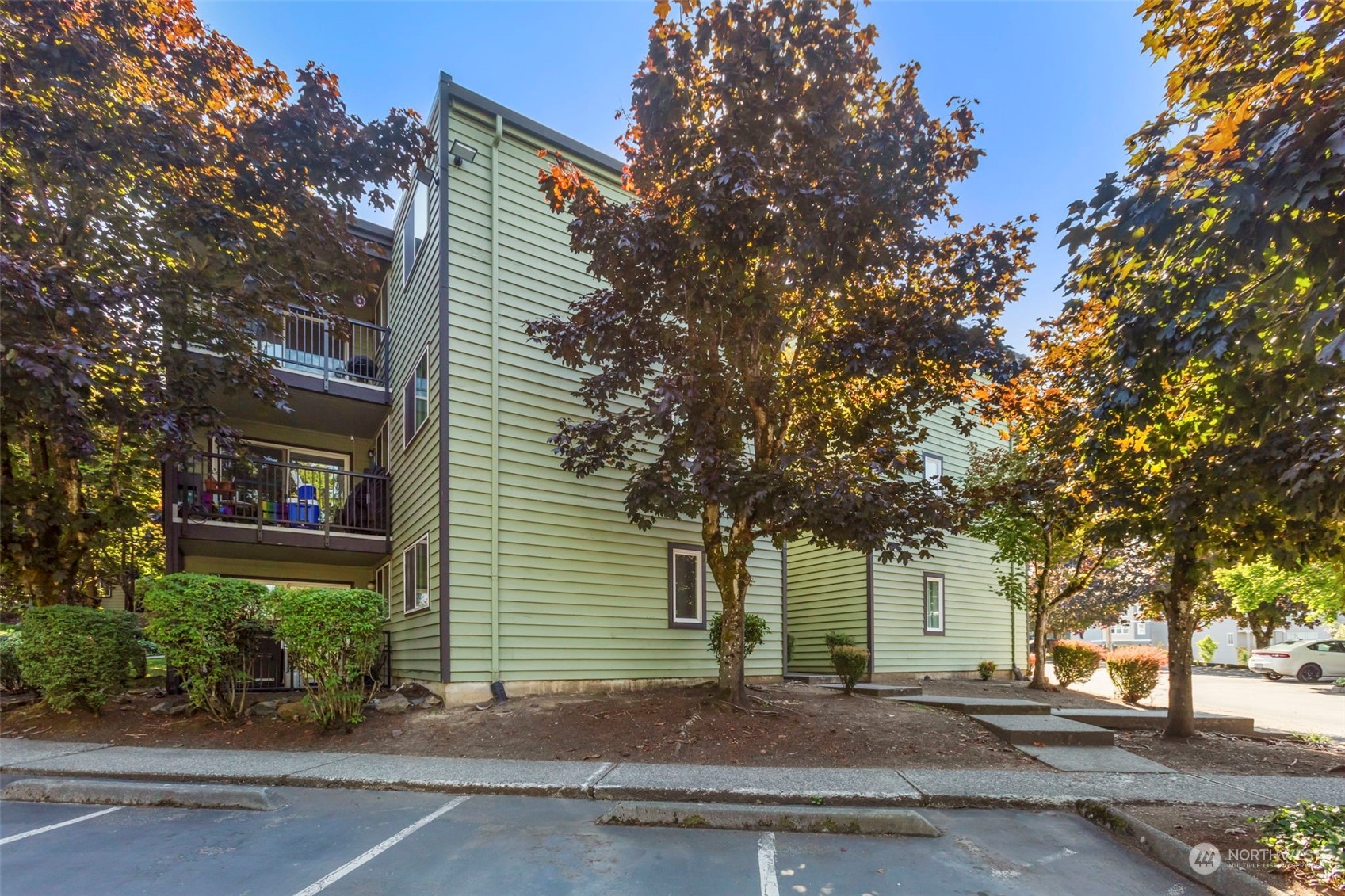 13009 East Gibson Road, Unit R232 Everett, WA 98204 - Photo 2 of 28 Gallery Image 2